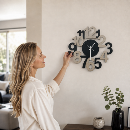Moderne Metallwanduhr mit Asymmetrischer Digitaler Silhouette – Geräuschlos, Ideal für Küche, Wohnzimmer und Schlafzimmer